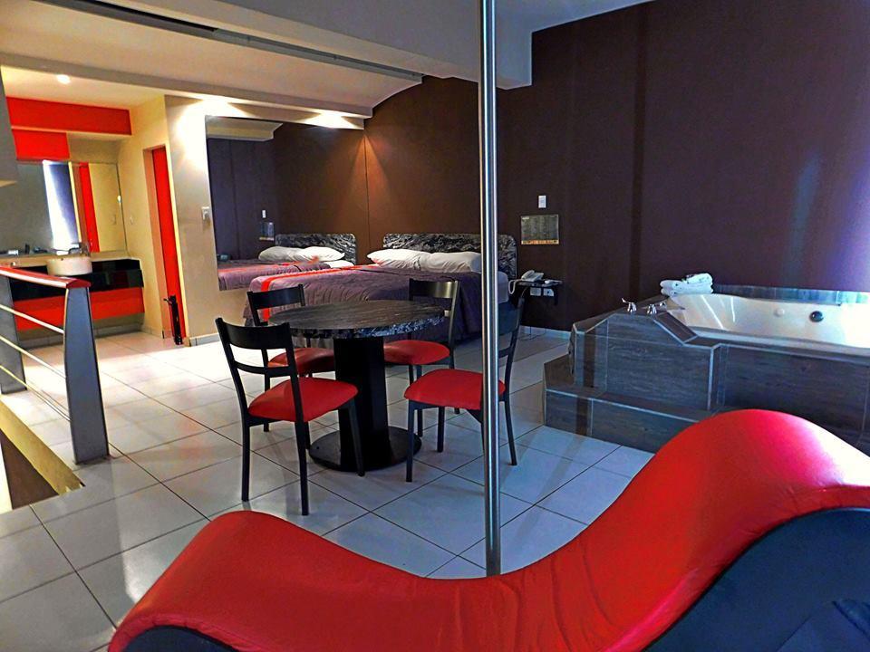 Motel California Norte Чиуауа Экстерьер фото